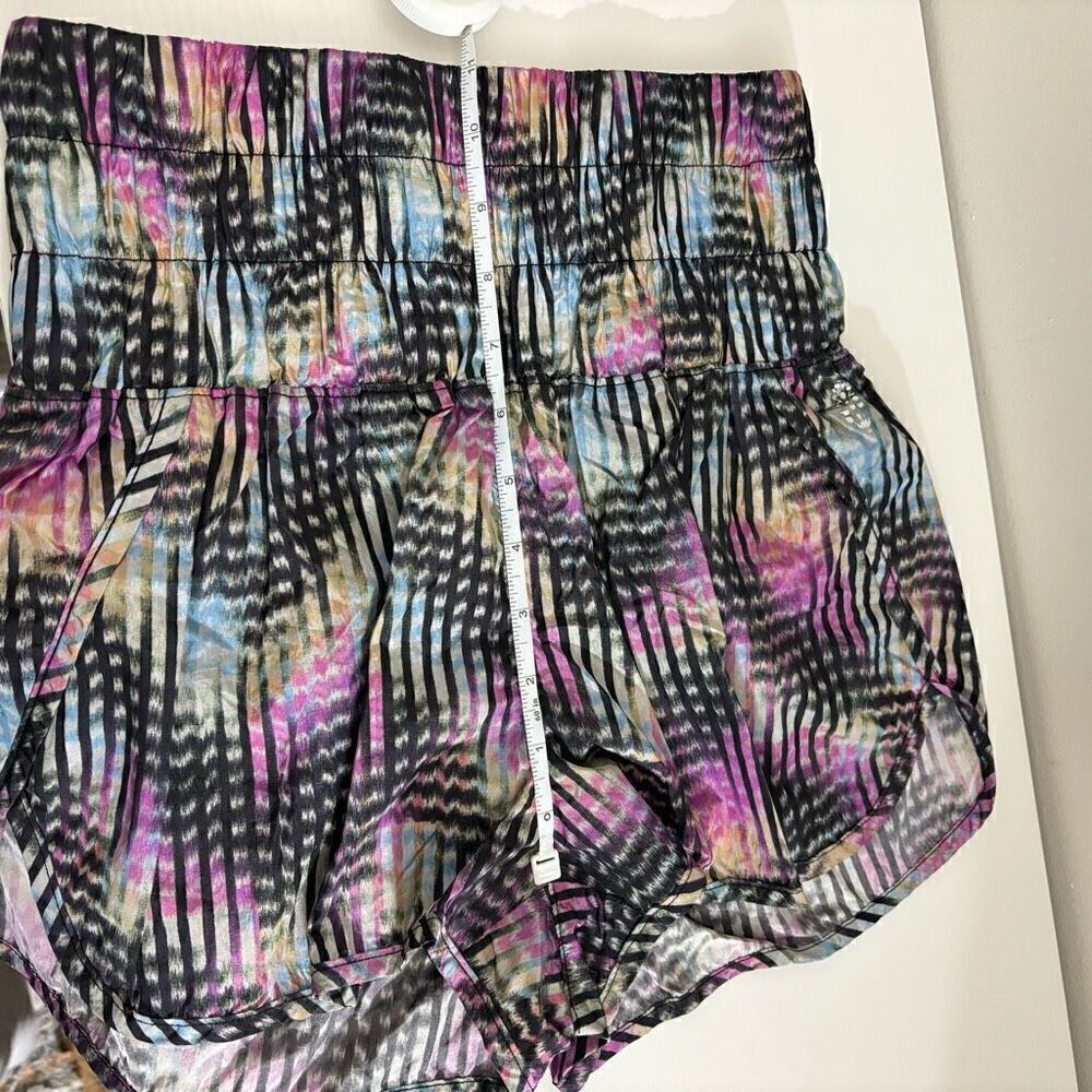 Free People FP Movement The Way Home Euphoria Print Shorts Size S - Picture 9 of 11
